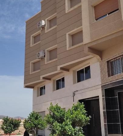 Logement Familial 2 Selouane Exterior photo